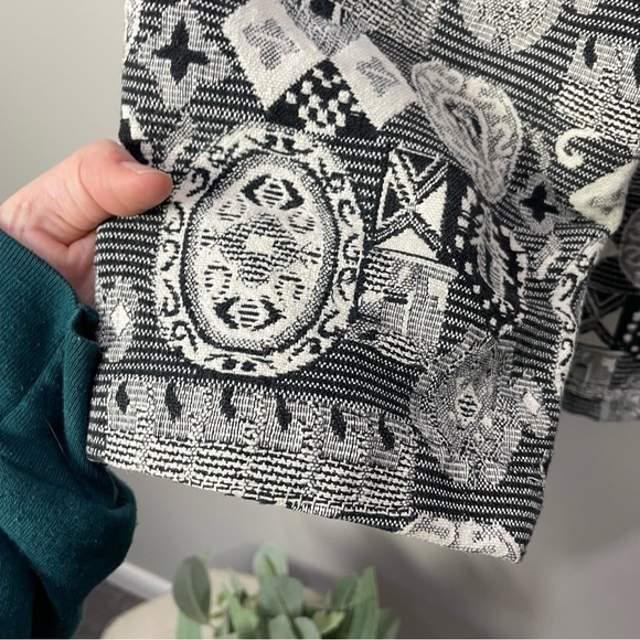 [Chico's] Black & White Boho Tapestry Print Button Front Blazer Jacket - Picture 3 of 7